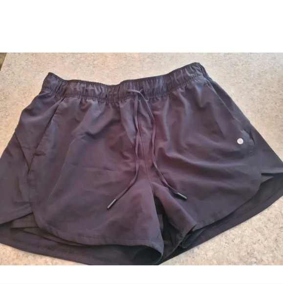 Layer8 Womens Running Shorts Medium Black Quick Dry Athletic Wear Loose shorts - Picture 2 of 6